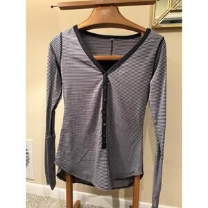Lululemon Awesoma  Henley Long Sleeve Striped Gray Shirt Women’s 4 Stretchy